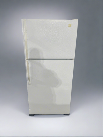 Refrigerator White Maytag